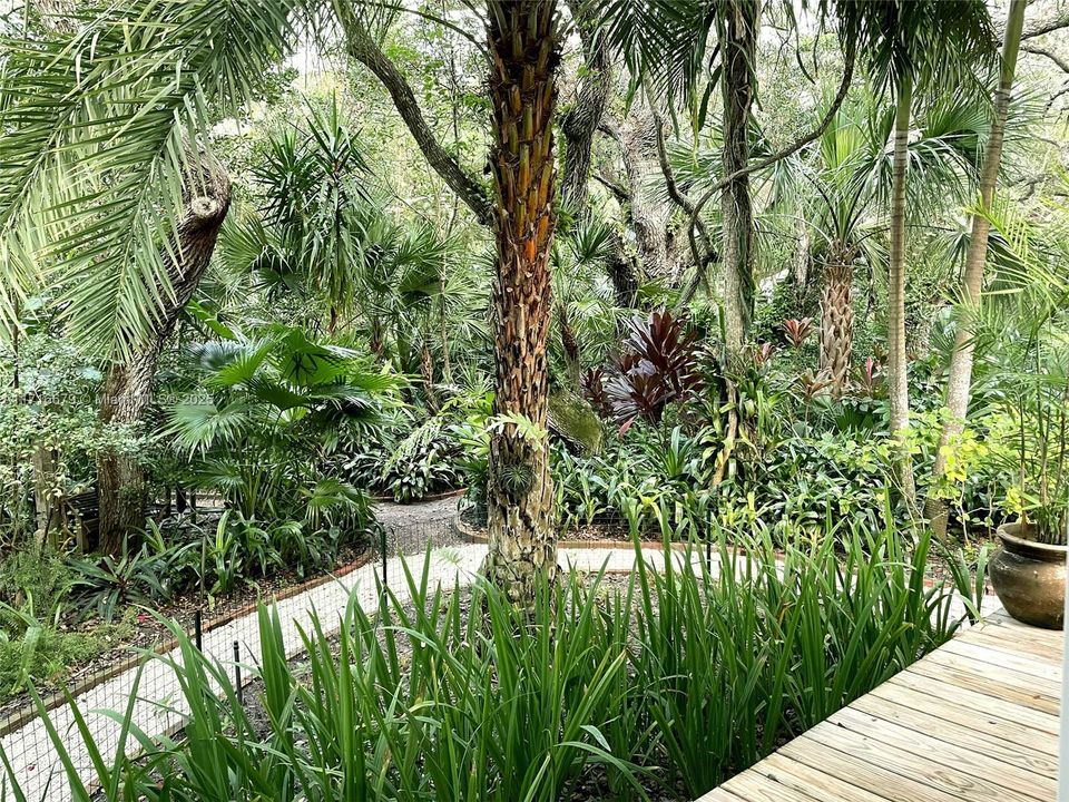 Vendido Recientemente: $599,000 (2 camas, 1 baños, 864 Pies cuadrados)