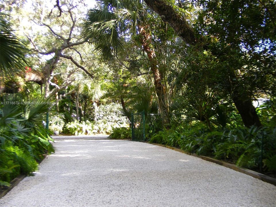 Vendido Recientemente: $599,000 (2 camas, 1 baños, 864 Pies cuadrados)