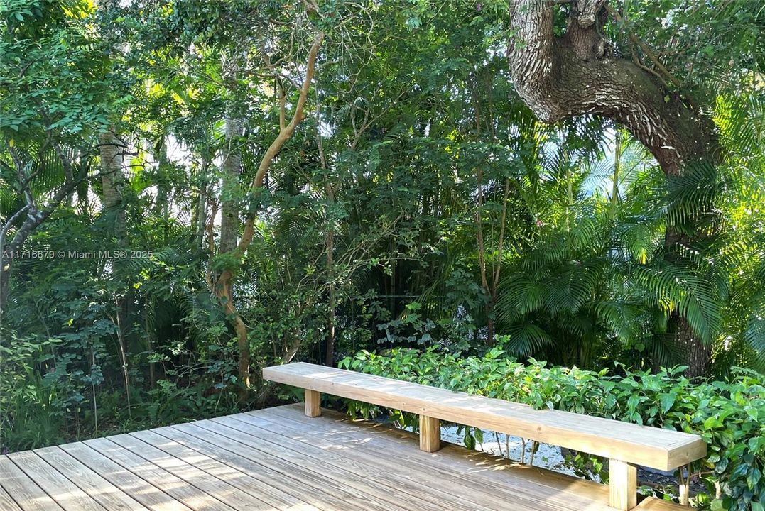 Vendido Recientemente: $599,000 (2 camas, 1 baños, 864 Pies cuadrados)