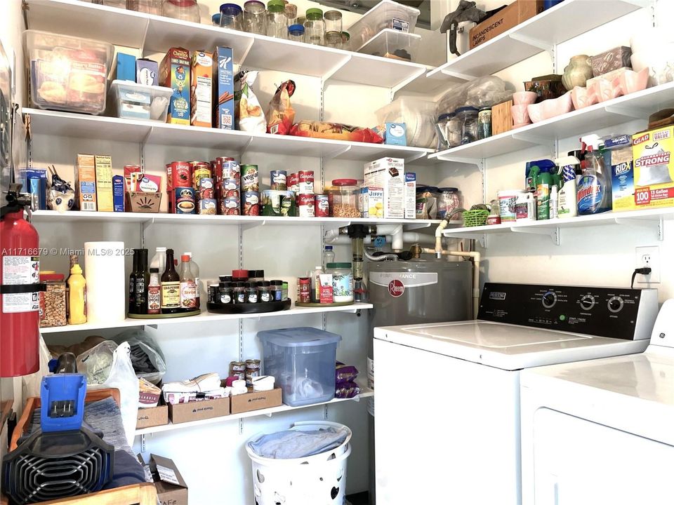 Vendido Recientemente: $599,000 (2 camas, 1 baños, 864 Pies cuadrados)