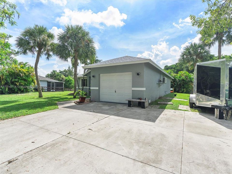 For Sale: $530,000 (3 beds, 2 baths, 1344 Square Feet)