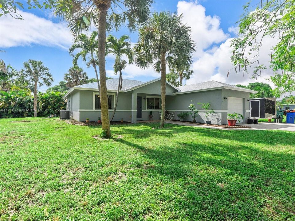 For Sale: $530,000 (3 beds, 2 baths, 1344 Square Feet)