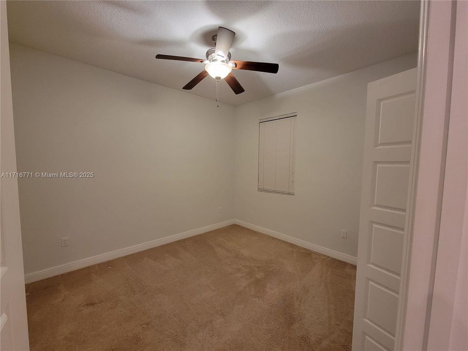 For Rent: $4,500 (3 beds, 2 baths, 1965 Square Feet)