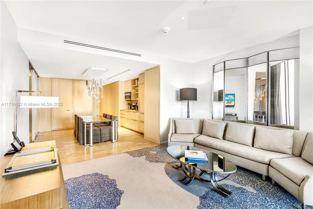 En Venta: $2,795,000 (2 camas, 2 baños, 1069 Pies cuadrados)