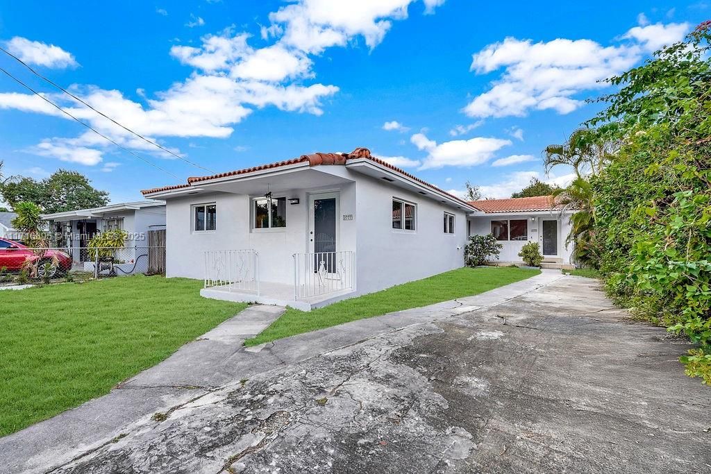 En Venta: $815,000 (0 camas, 0 baños, 2293 Pies cuadrados)