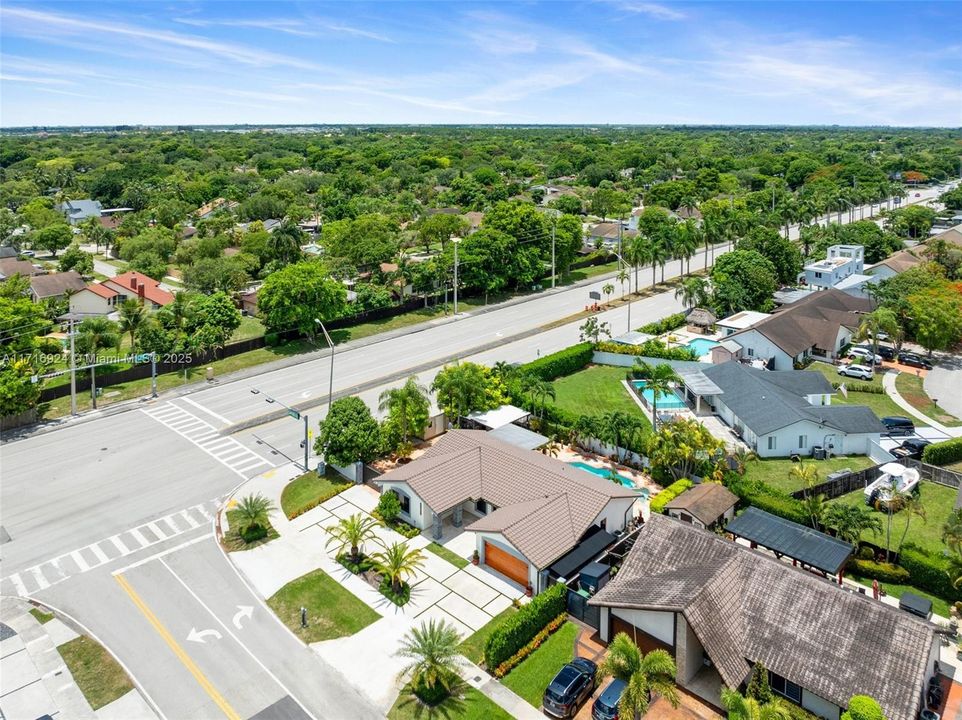 For Sale: $1,080,000 (4 beds, 2 baths, 2403 Square Feet)