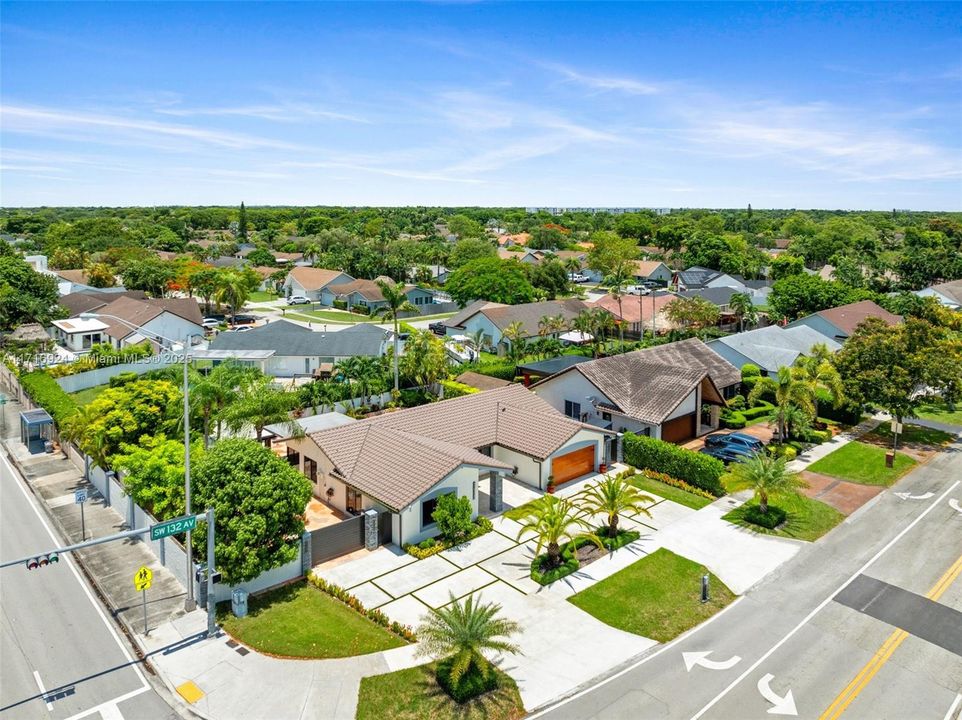 For Sale: $1,080,000 (4 beds, 2 baths, 2403 Square Feet)