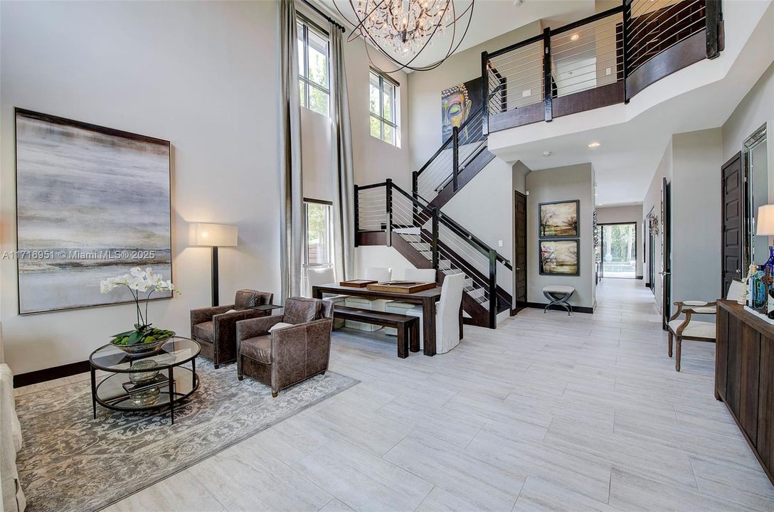 Active With Contract: $1,200,000 (5 beds, 3 baths, 3082 Square Feet)