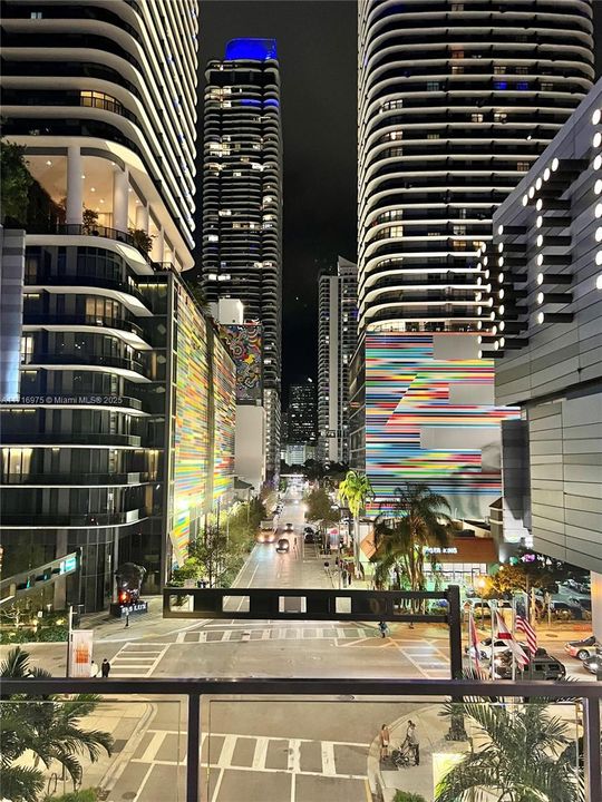 Brickell City Centre just a few blocks walking distance.