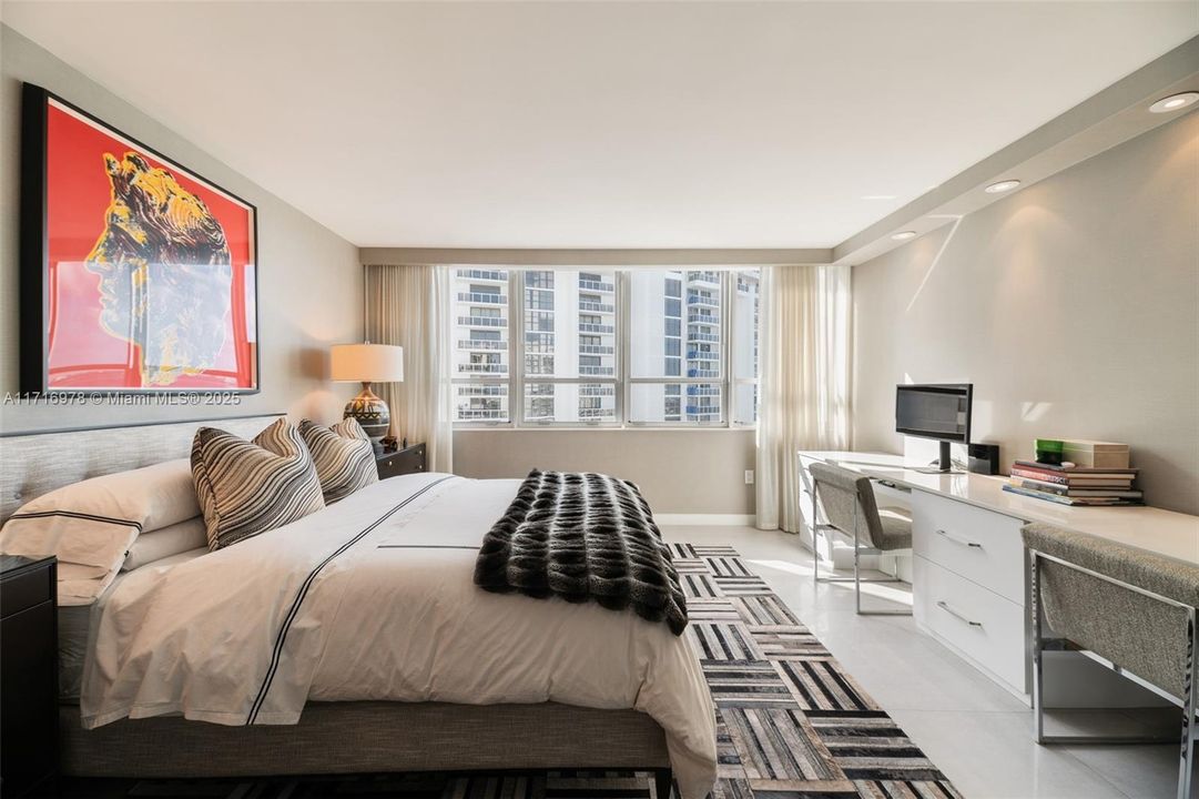 For Sale: $1,795,000 (2 beds, 2 baths, 1733 Square Feet)