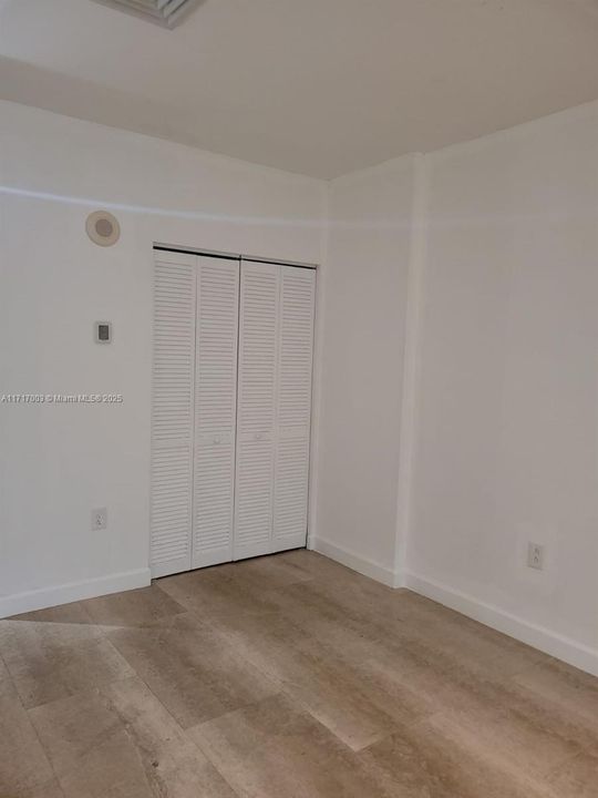 En Venta: $375,000 (0 camas, 1 baños, 386 Pies cuadrados)