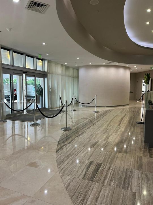 En Venta: $375,000 (0 camas, 1 baños, 386 Pies cuadrados)