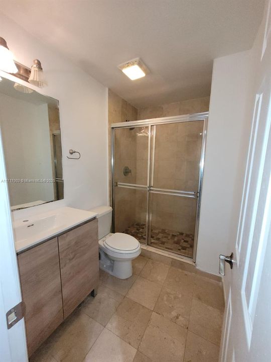 En Venta: $375,000 (0 camas, 1 baños, 386 Pies cuadrados)