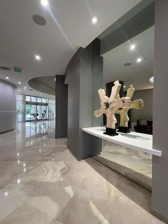 En Venta: $375,000 (0 camas, 1 baños, 386 Pies cuadrados)