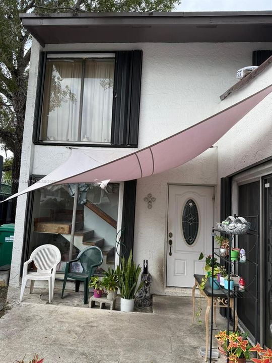 En Venta: $455,000 (3 camas, 2 baños, 1378 Pies cuadrados)