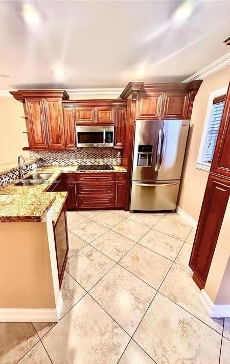 For Sale: $190,000 (2 beds, 2 baths, 800 Square Feet)