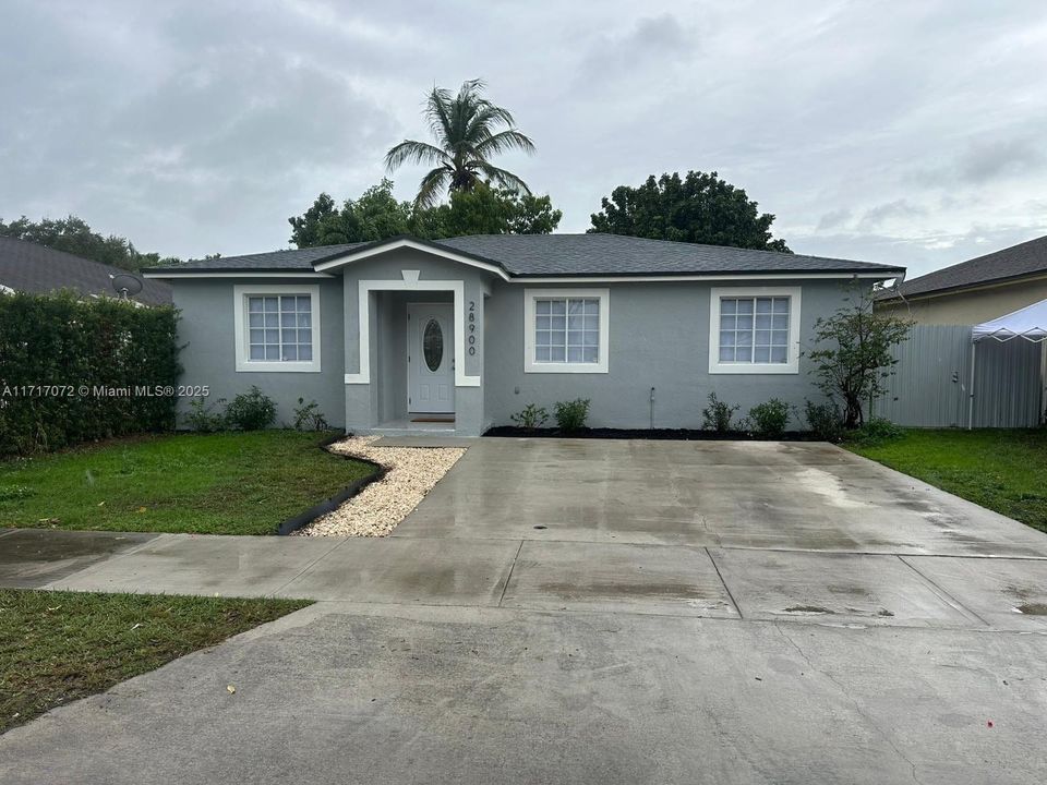 For Sale: $495,000 (3 beds, 2 baths, 1224 Square Feet)