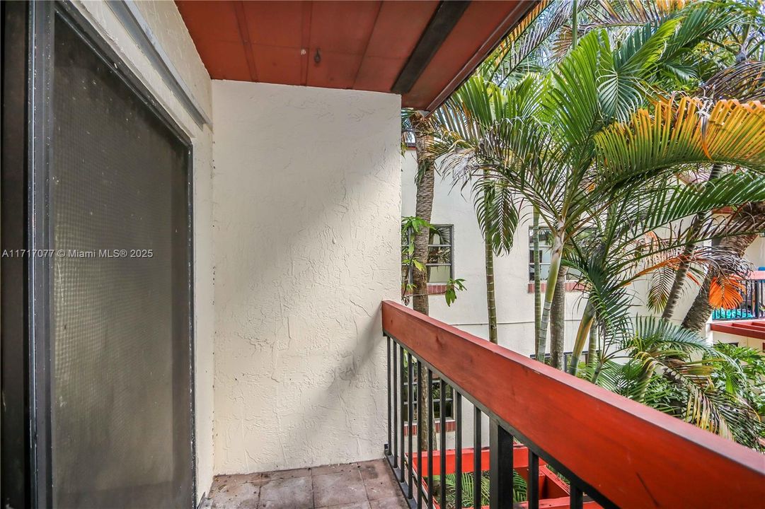 En Venta: $354,000 (3 camas, 2 baños, 1240 Pies cuadrados)