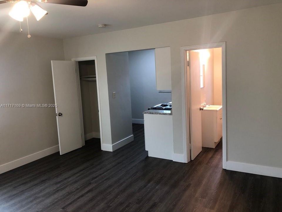 For Rent: $1,200 (0 beds, 1 baths, 0 Square Feet)