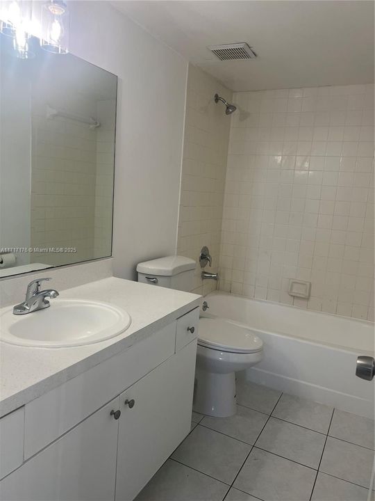 For Rent: $2,195 (2 beds, 2 baths, 770 Square Feet)