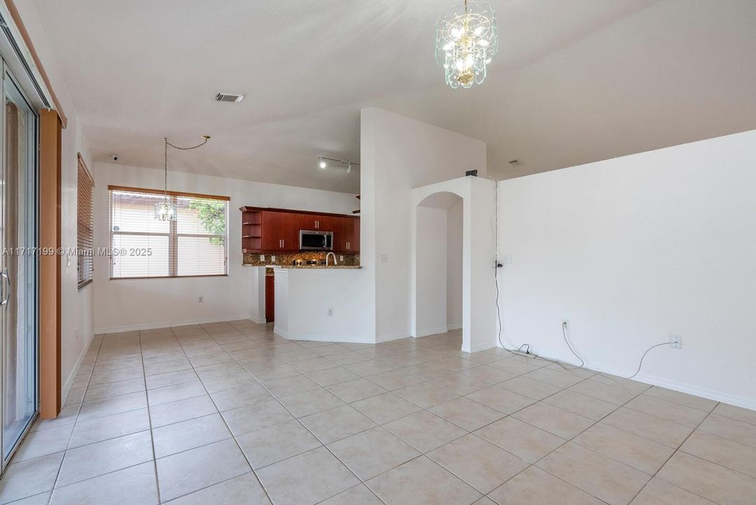 For Rent: $4,000 (4 beds, 2 baths, 1888 Square Feet)