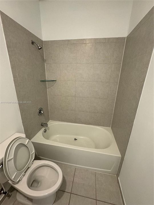 Full bathroom for 2nd and 3rd bedrooms