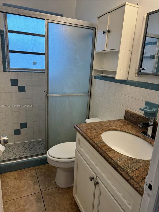 For Rent: $1,150 (0 beds, 1 baths, 2459 Square Feet)