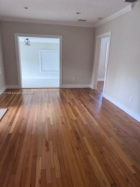 For Rent: $4,900 (3 beds, 2 baths, 1312 Square Feet)