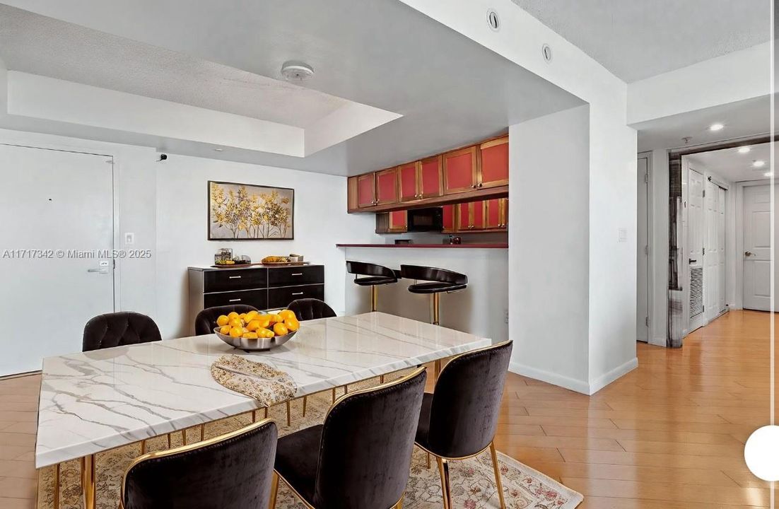 For Sale: $1,550,000 (3 beds, 2 baths, 1234 Square Feet)