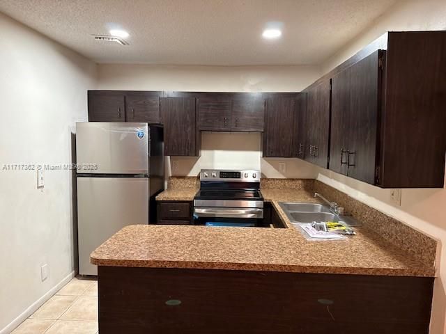 For Rent: $2,000 (2 beds, 2 baths, 0 Square Feet)