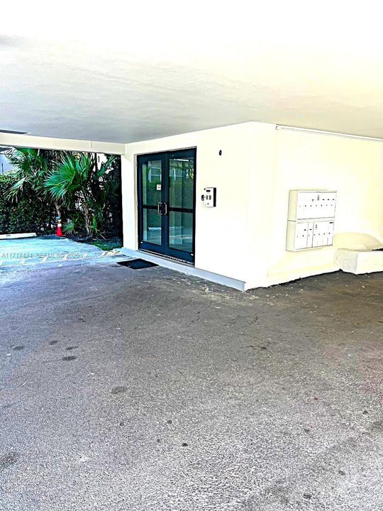 En Venta: $389,999 (2 camas, 2 baños, 929 Pies cuadrados)