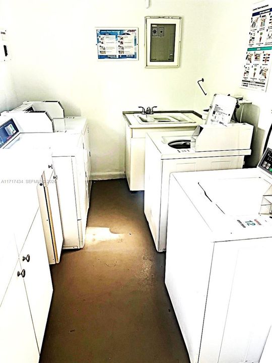 En Venta: $389,999 (2 camas, 2 baños, 929 Pies cuadrados)
