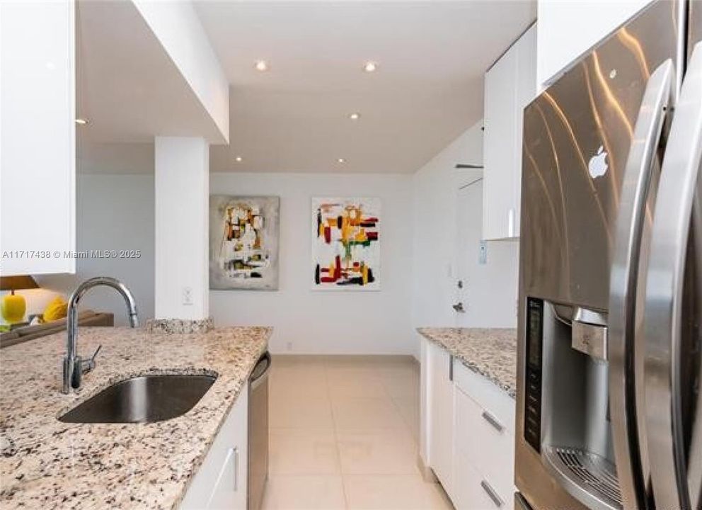 На продажу: $565,000 (1 спален, 1 ванн, 852 Квадратных фут)