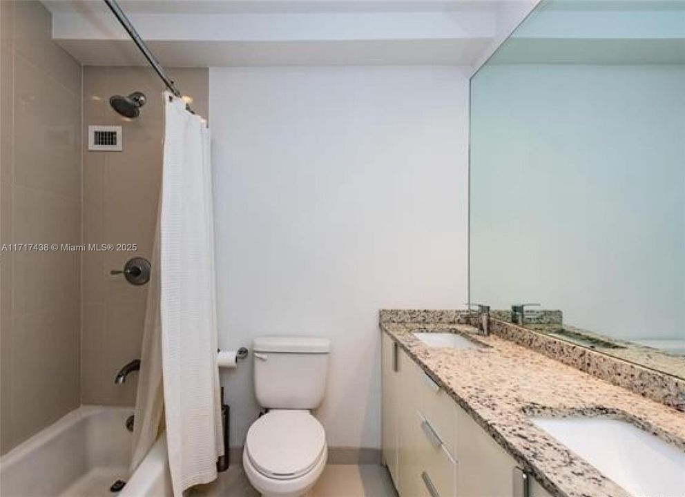 На продажу: $565,000 (1 спален, 1 ванн, 852 Квадратных фут)