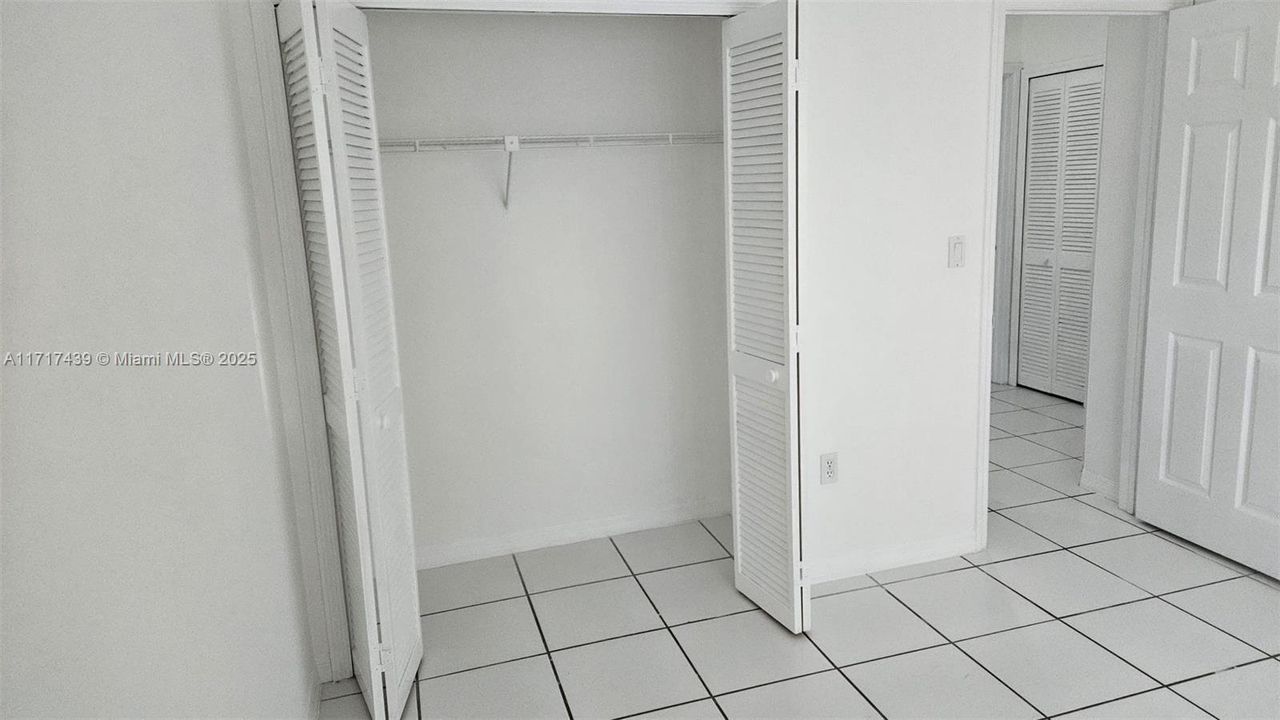 En Renta: $3,995 (3 camas, 2 baños, 1604 Pies cuadrados)