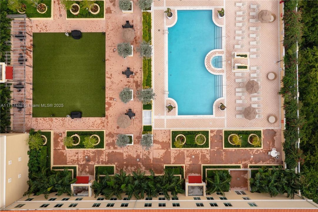 Aerial View of Pool with 601S Terrace