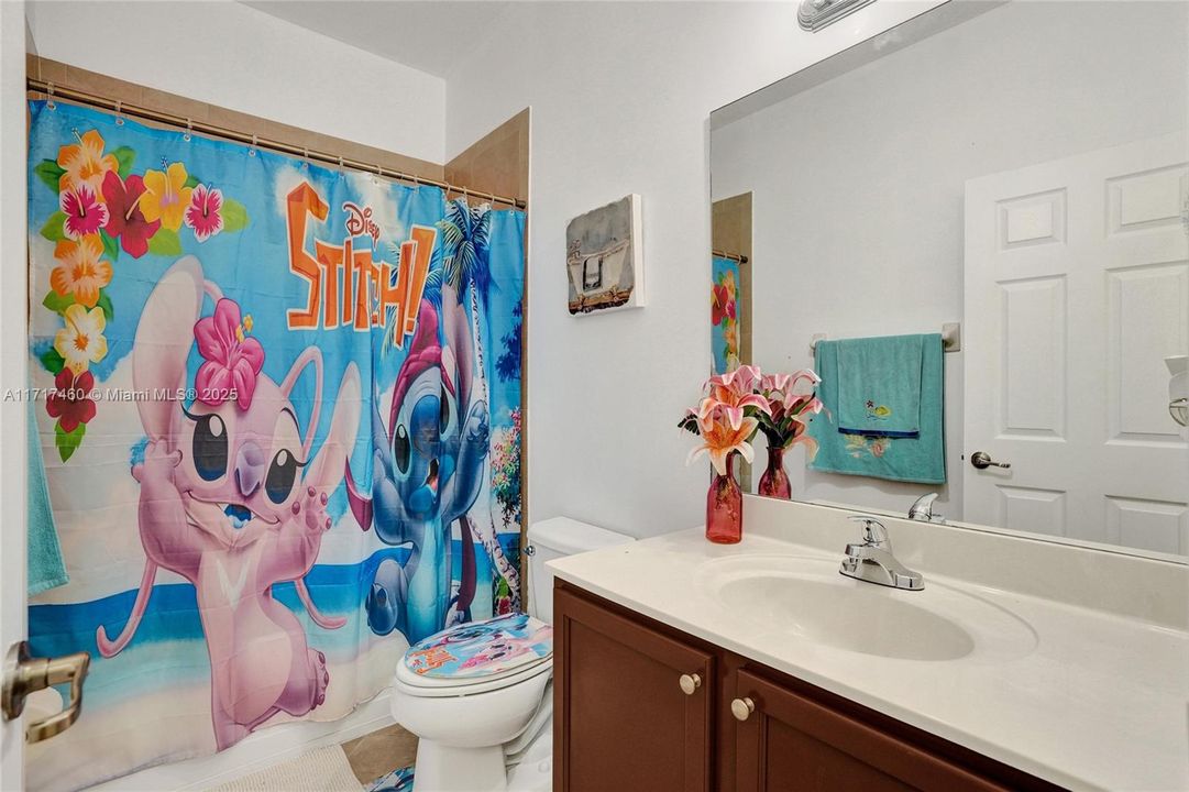 2nd Bathroom