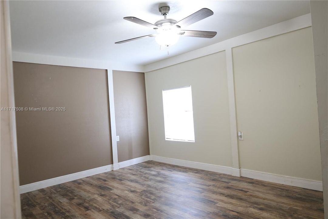 For Sale: $350,900 (5 beds, 2 baths, 0 Square Feet)