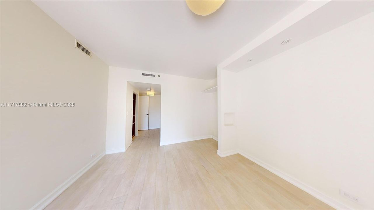 For Sale: $460,000 (2 beds, 2 baths, 1455 Square Feet)