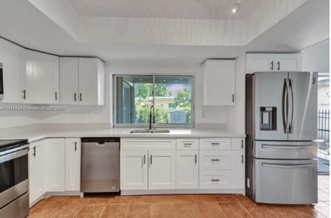 For Sale: $575,000 (3 beds, 2 baths, 1840 Square Feet)