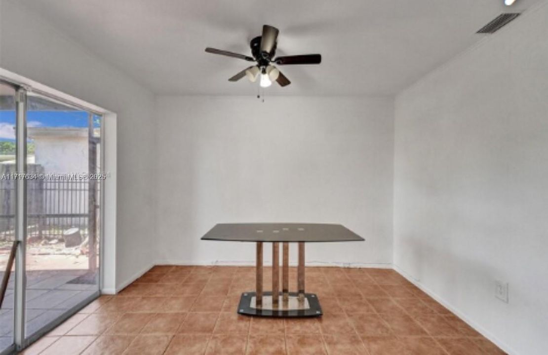 For Sale: $575,000 (3 beds, 2 baths, 1840 Square Feet)