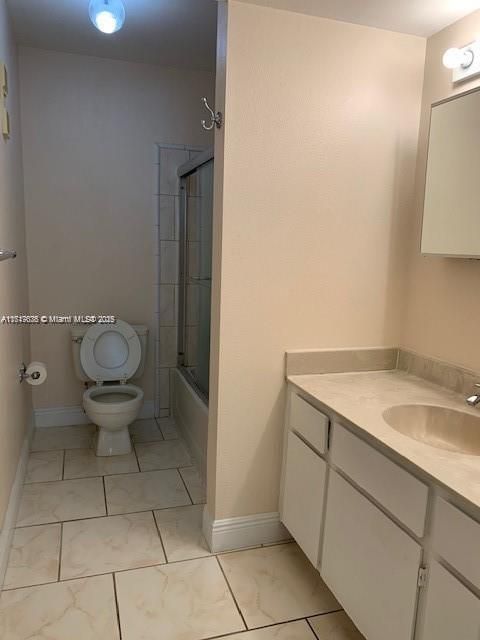 For Rent: $1,670 (1 beds, 1 baths, 630 Square Feet)