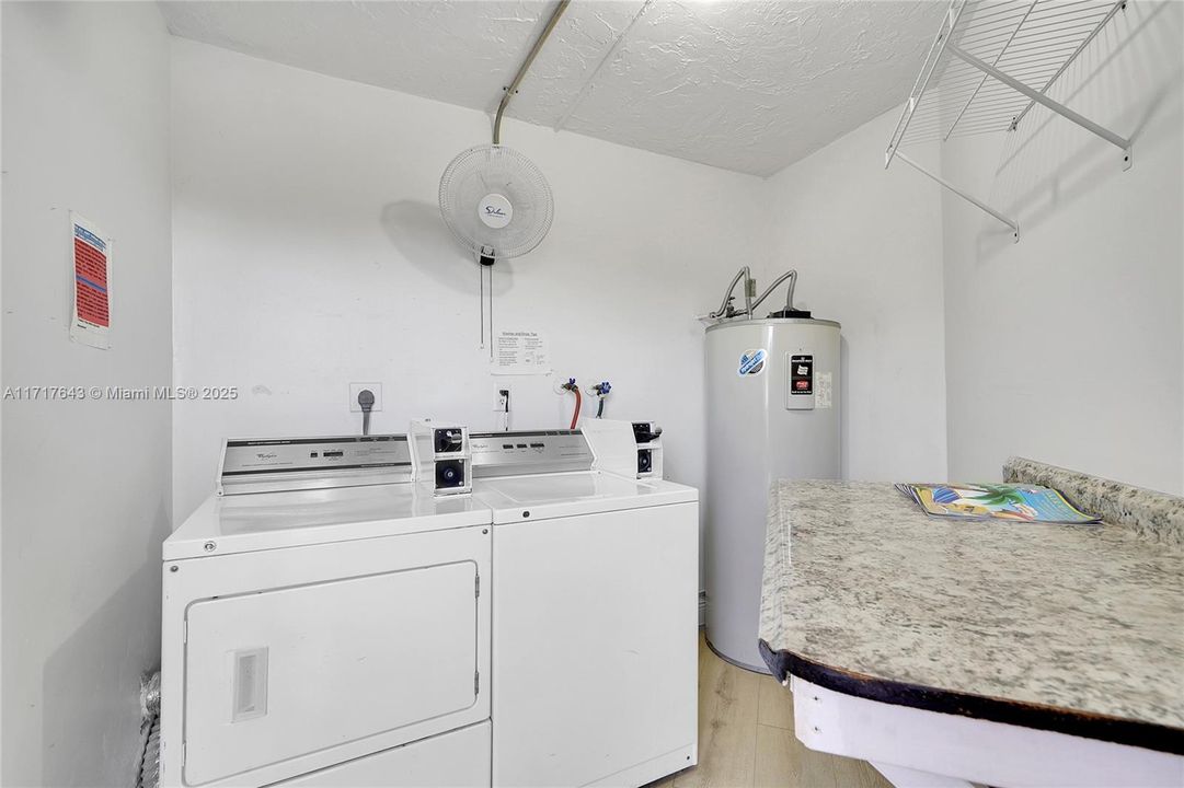 For Sale: $130,000 (2 beds, 2 baths, 850 Square Feet)