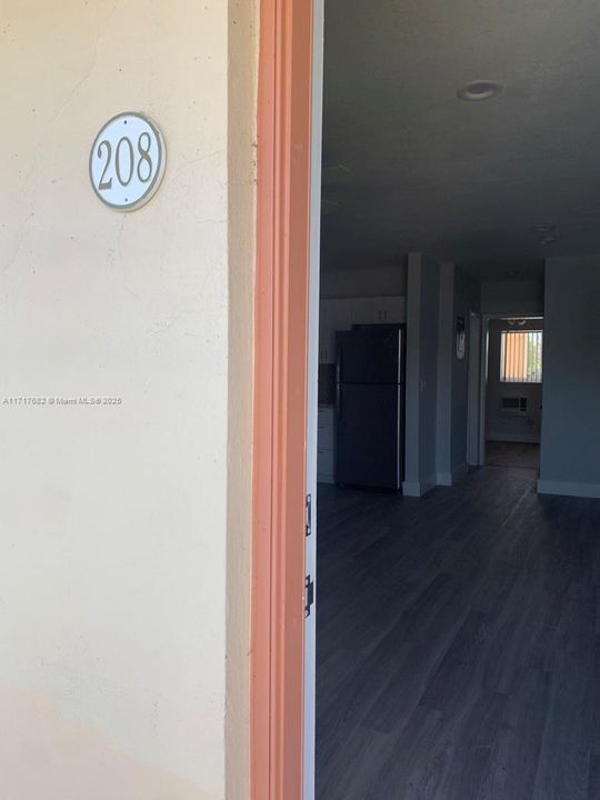 For Rent: $1,500 (1 beds, 1 baths, 550 Square Feet)