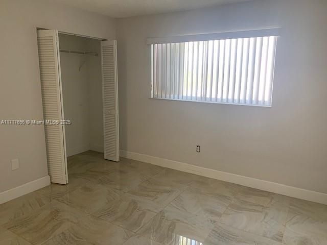 For Rent: $2,300 (2 beds, 2 baths, 840 Square Feet)