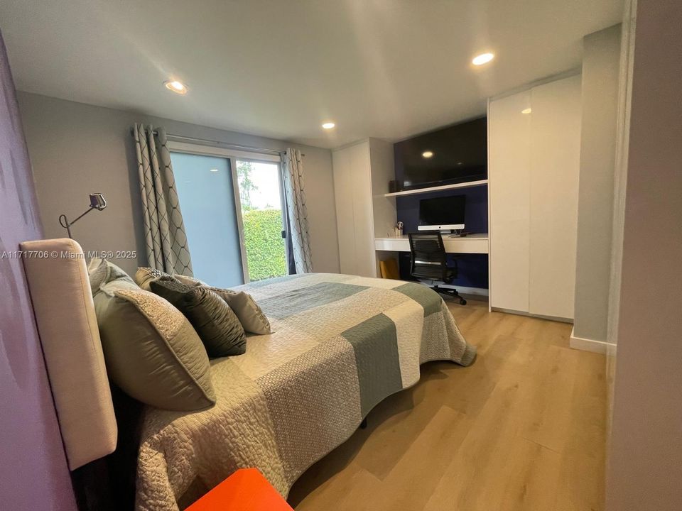 En Venta: $325,000 (3 camas, 3 baños, 1170 Pies cuadrados)