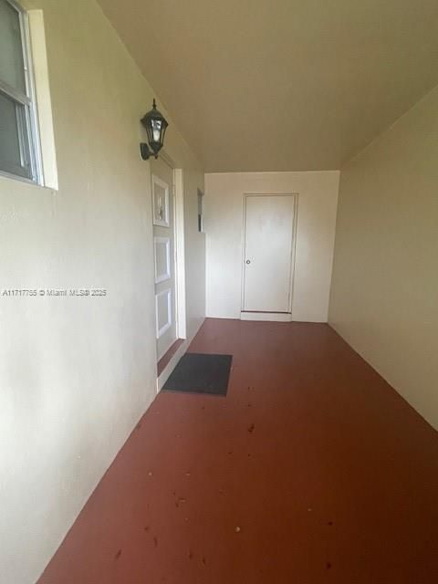 For Rent: $1,750 (1 beds, 1 baths, 670 Square Feet)