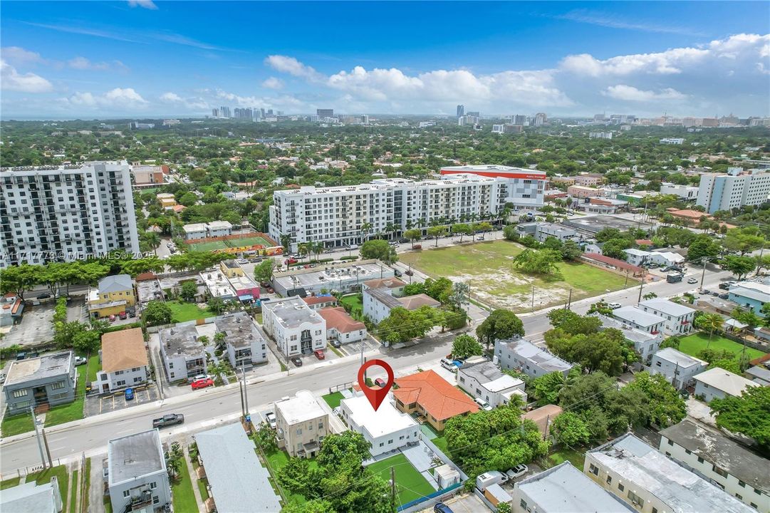 For Sale: $1,250,000 (3 beds, 2 baths, 1556 Square Feet)