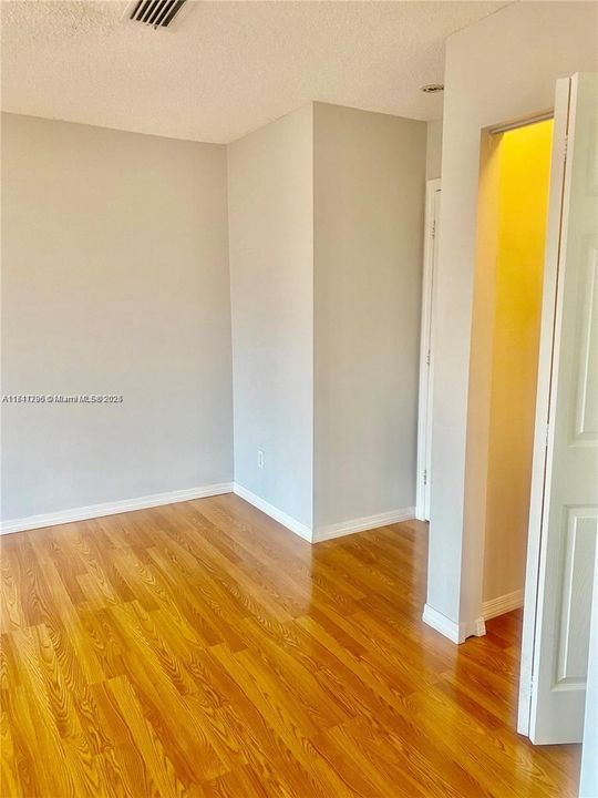 For Rent: $3,150 (3 beds, 2 baths, 1428 Square Feet)