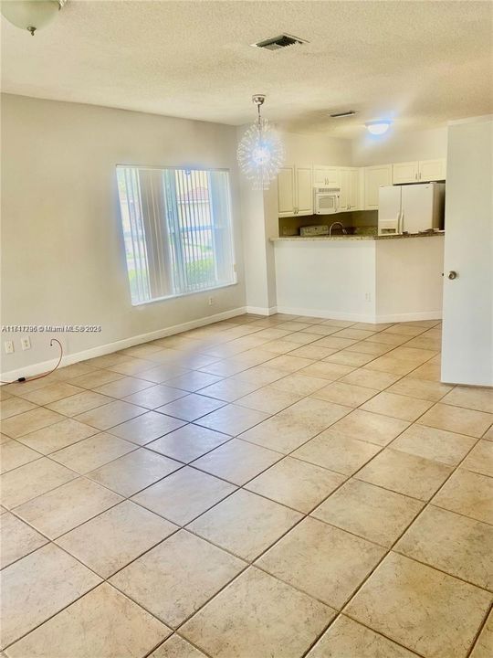 For Rent: $3,150 (3 beds, 2 baths, 1428 Square Feet)